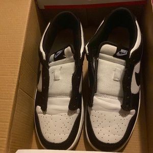 Nike panda dunks